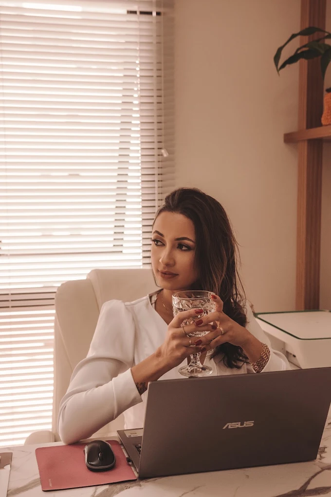 Paula Dazini em seu consultório em Juiz de Fora
